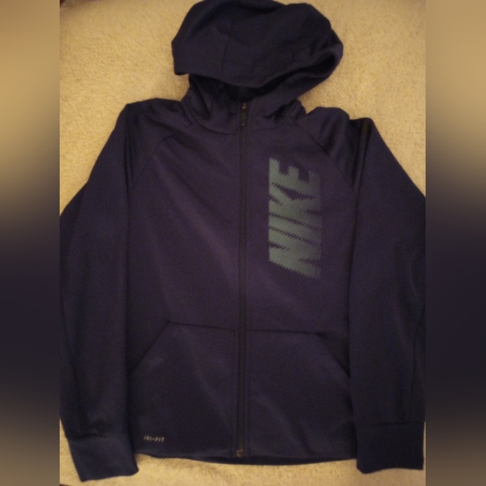 🏞️🎮🖥️ Nike Blue Hoodie